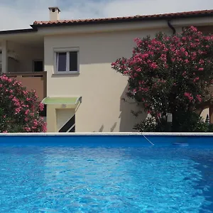 Nadia , Baška Croazia